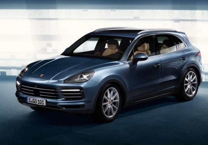 Porsche-Cayenne